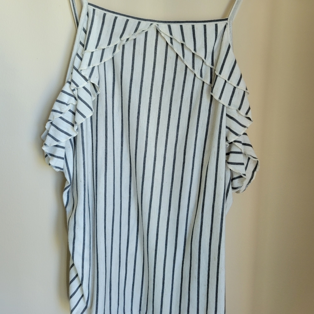 American eagle ruffle tank